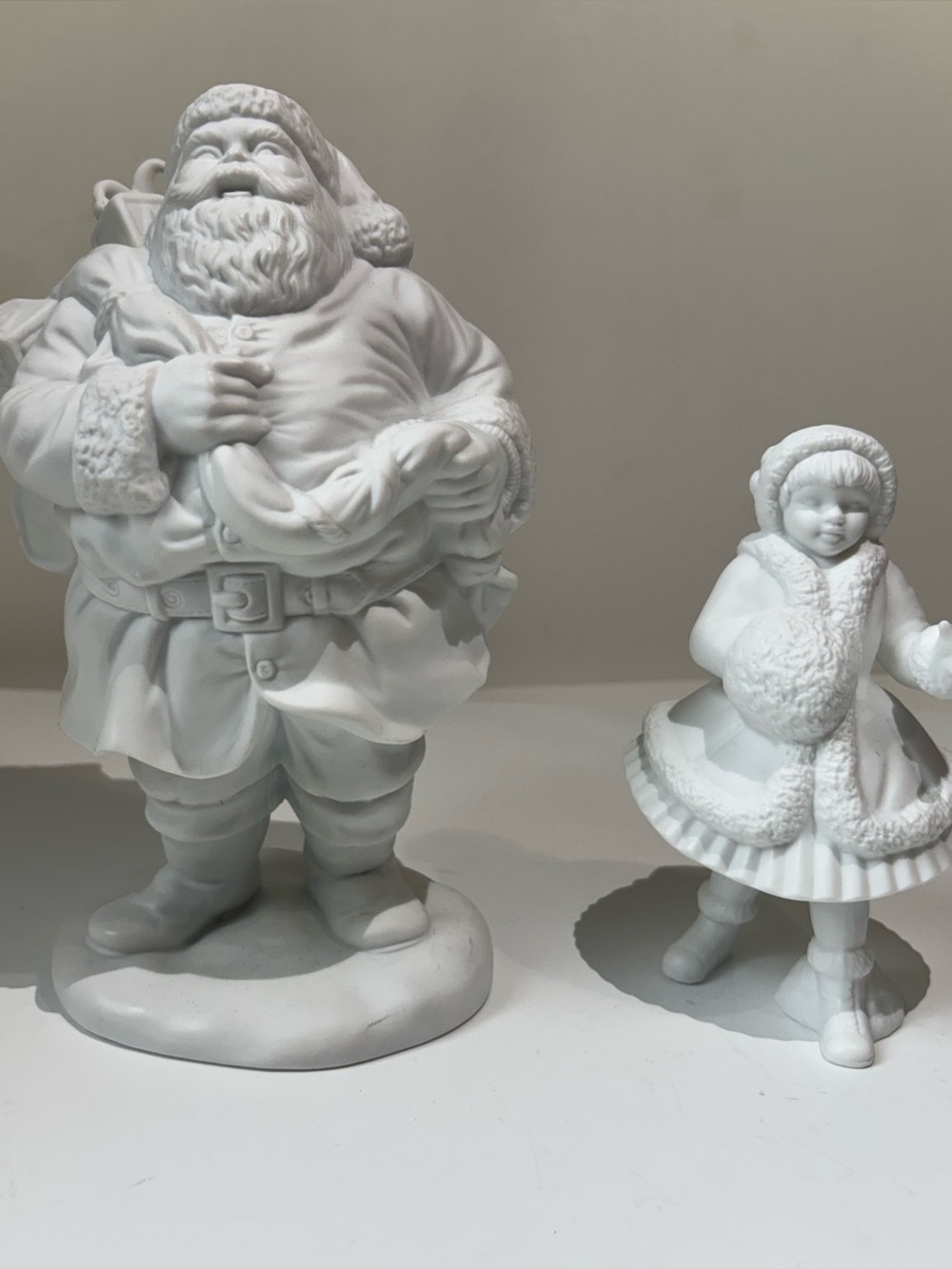 Dept 56 Jolly Old St Nicholas and Girl from Shiny Skates set with